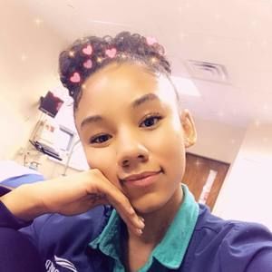 Meet your Posher, Cassie